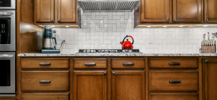 Cost To Refinish Cabinets, How Much Does It Cost To Get Your Kitchen Cabinets Repainted