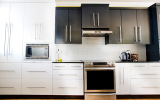 how much does painting kitchen cabinets cost