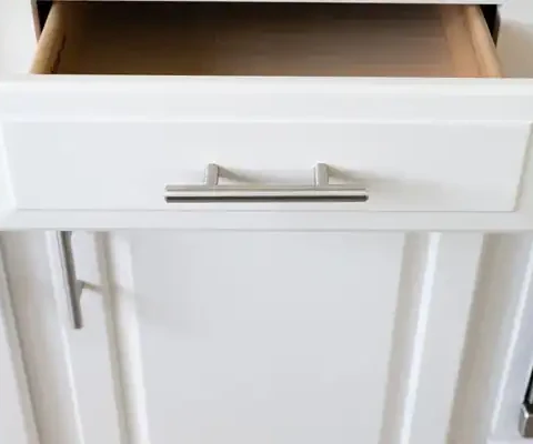 Droor Handles