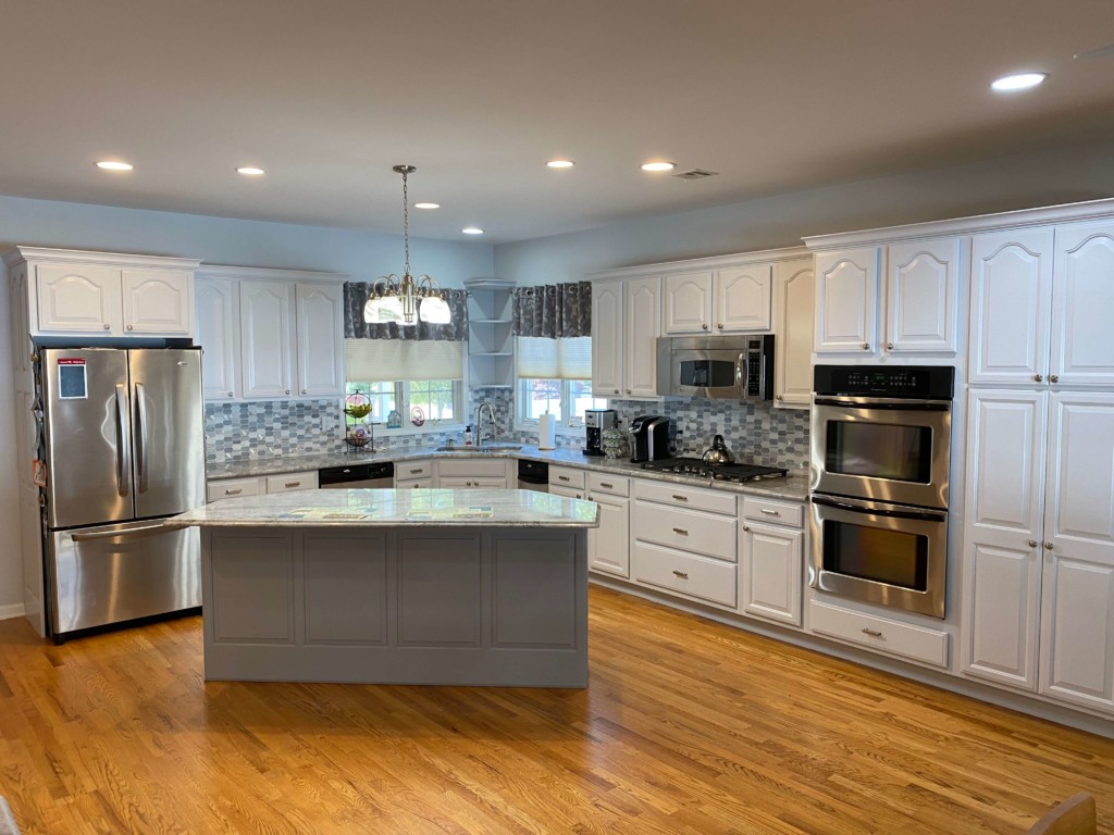 painting cabinets in bayville