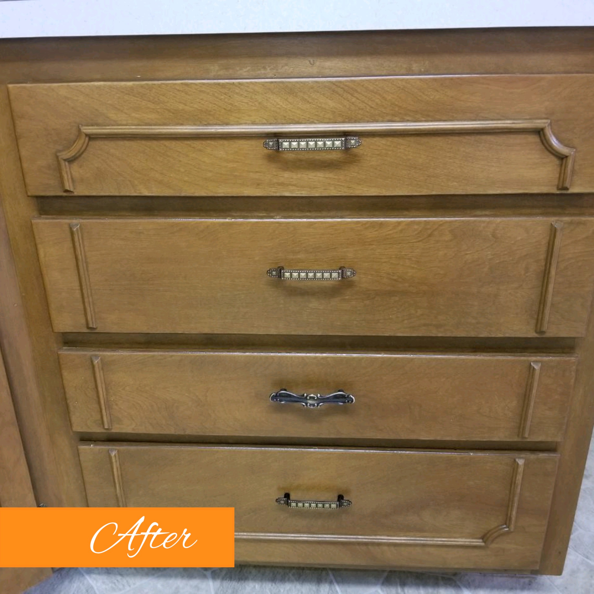 After-Classic Cabinet Renewal