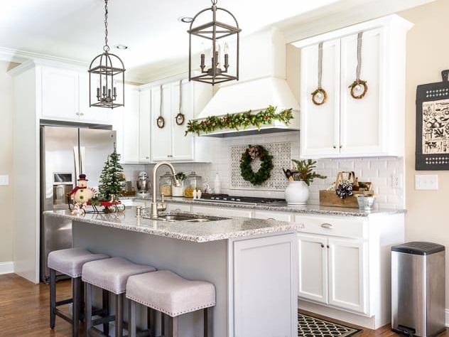 holiday decor kitchen