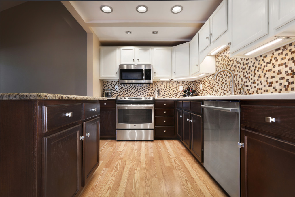 two-toned kitchen with newly refinished cabinets in thousand oaks