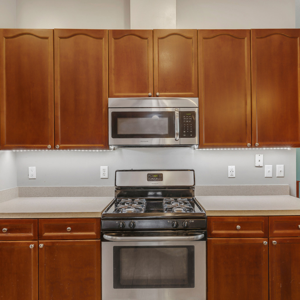 before cabinet refacing