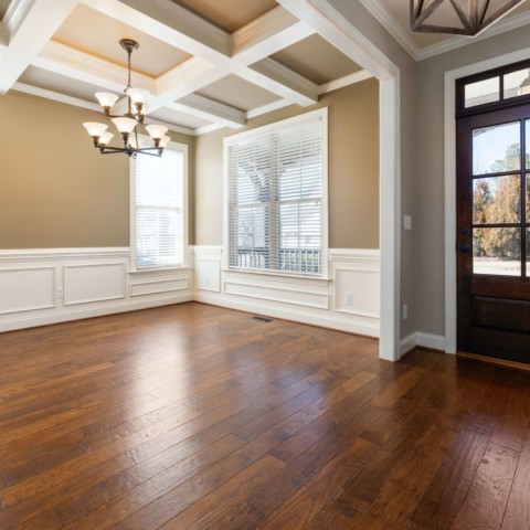 How to Pick the Perfect Wood Floor Refinishing Company for Your Project