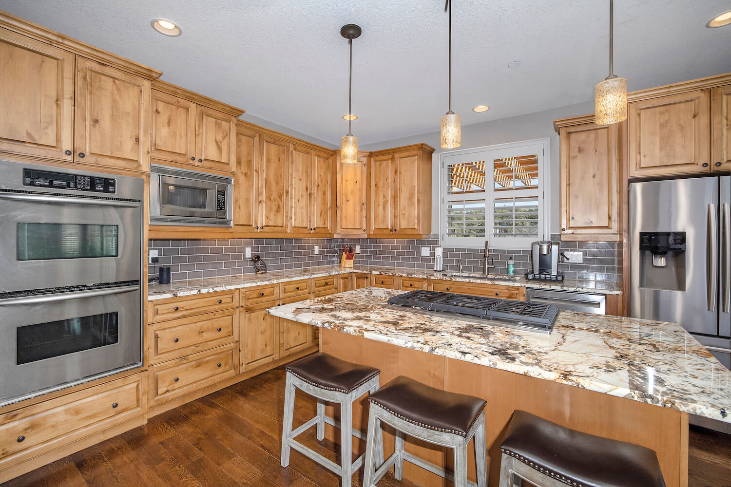 Before-painting kitchen cabinets white