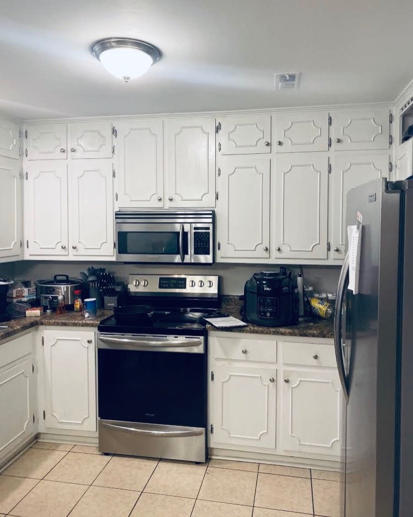 before a kitchen cabinet door replacement