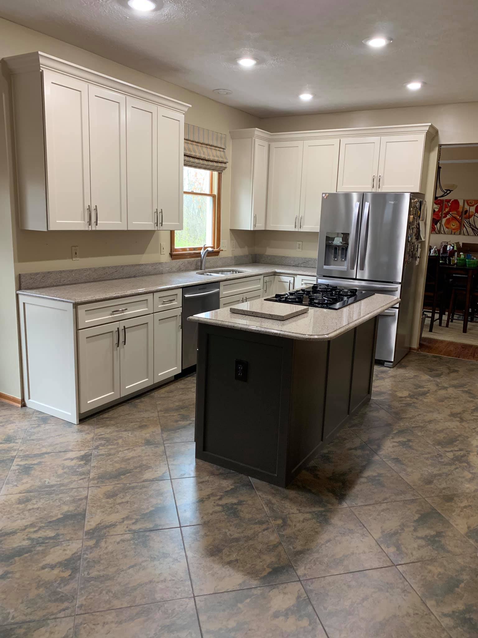 refacing kitchen cabinets and island