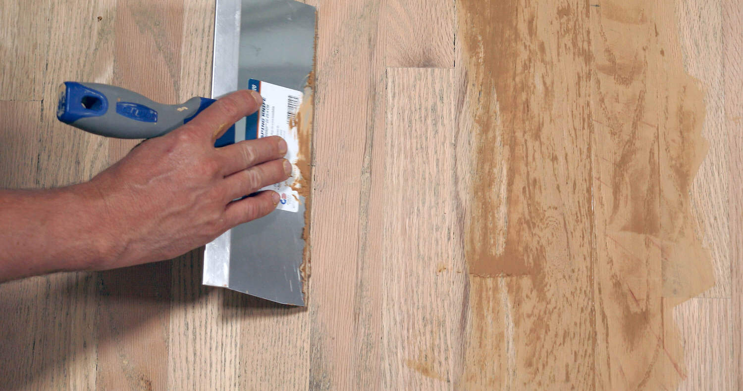 filling gaps in hardwood floor