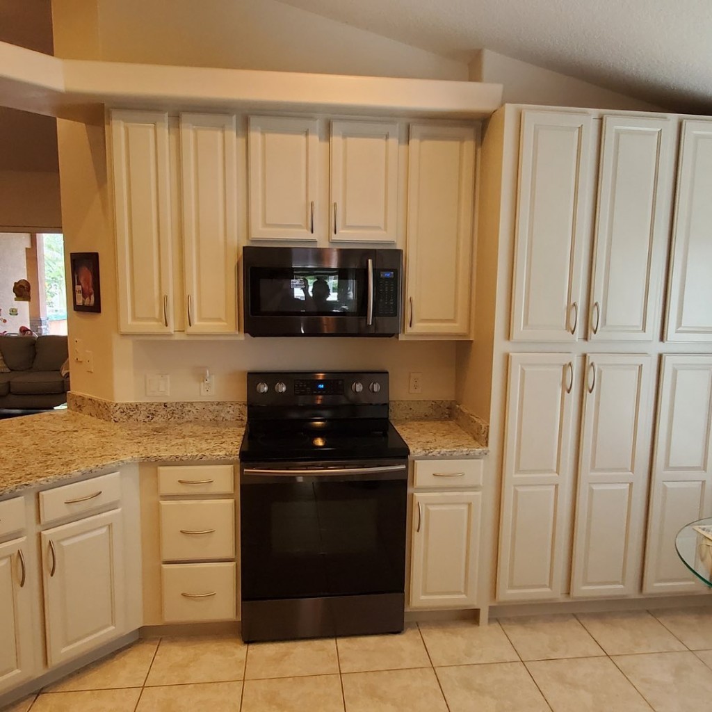 cabinet refinishing in blythewood