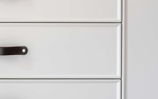 black-handles-of-the-kitchen-drawer-or-cabinet-2021-09-04-04-05-44-utc (1) Choosing The Right Hardware For Kitchen Cabinets