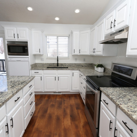 white painted kitchen cabinets