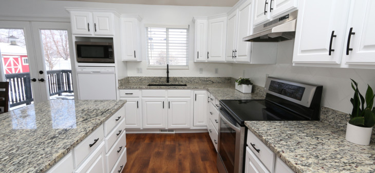 white painted kitchen cabinets