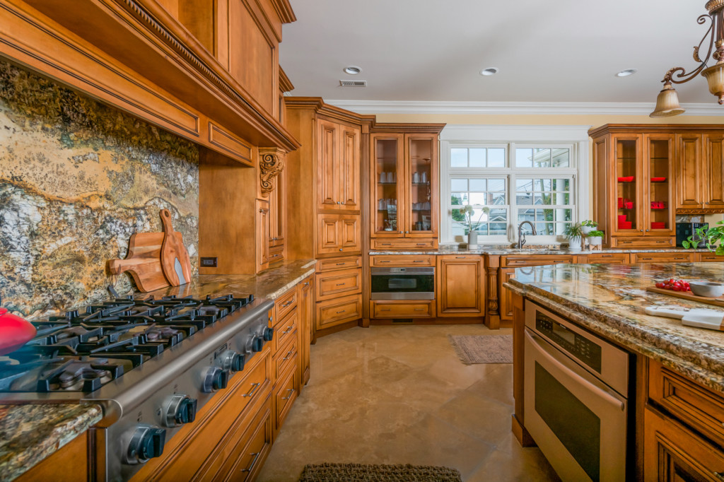 before and after cabinet refinishing