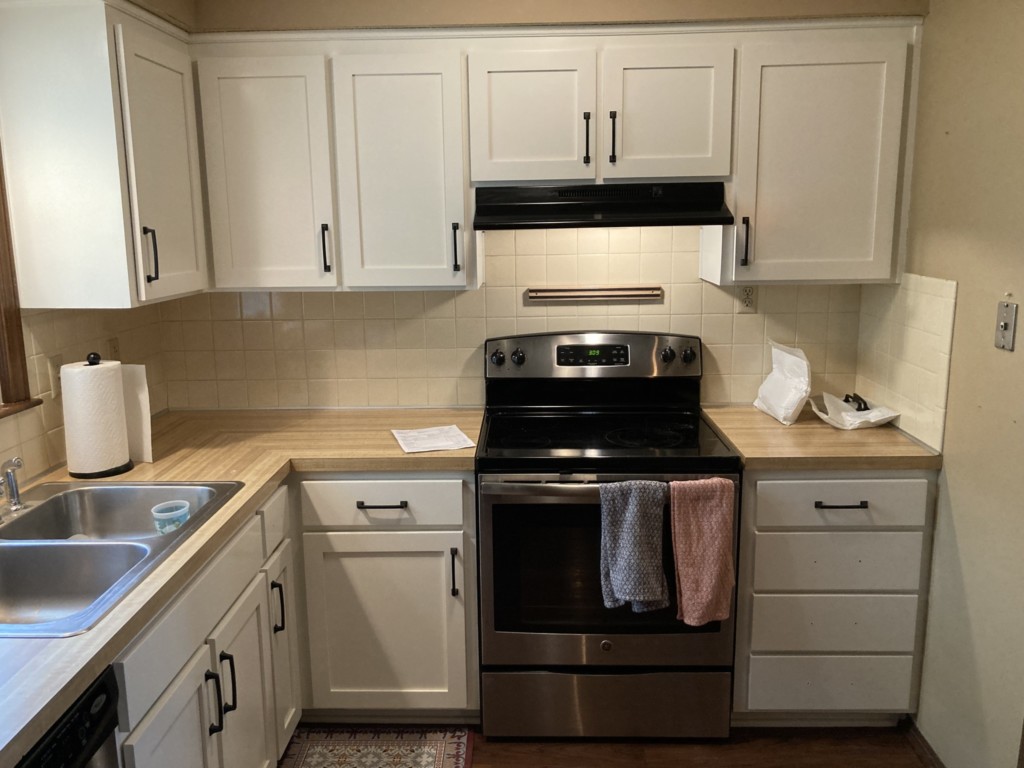 cabinet door replacement in Lenexa