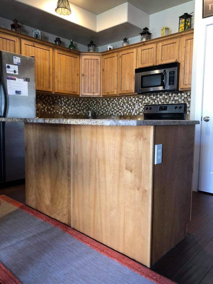 white slat kitchen island black details before