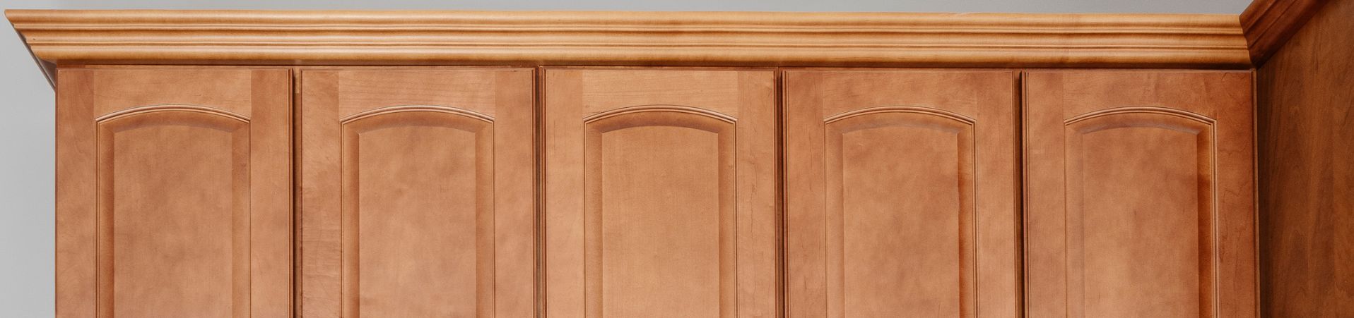 Photo of kitchen with old cabinets before refinishing