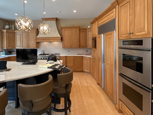 cabinet staining in chicago