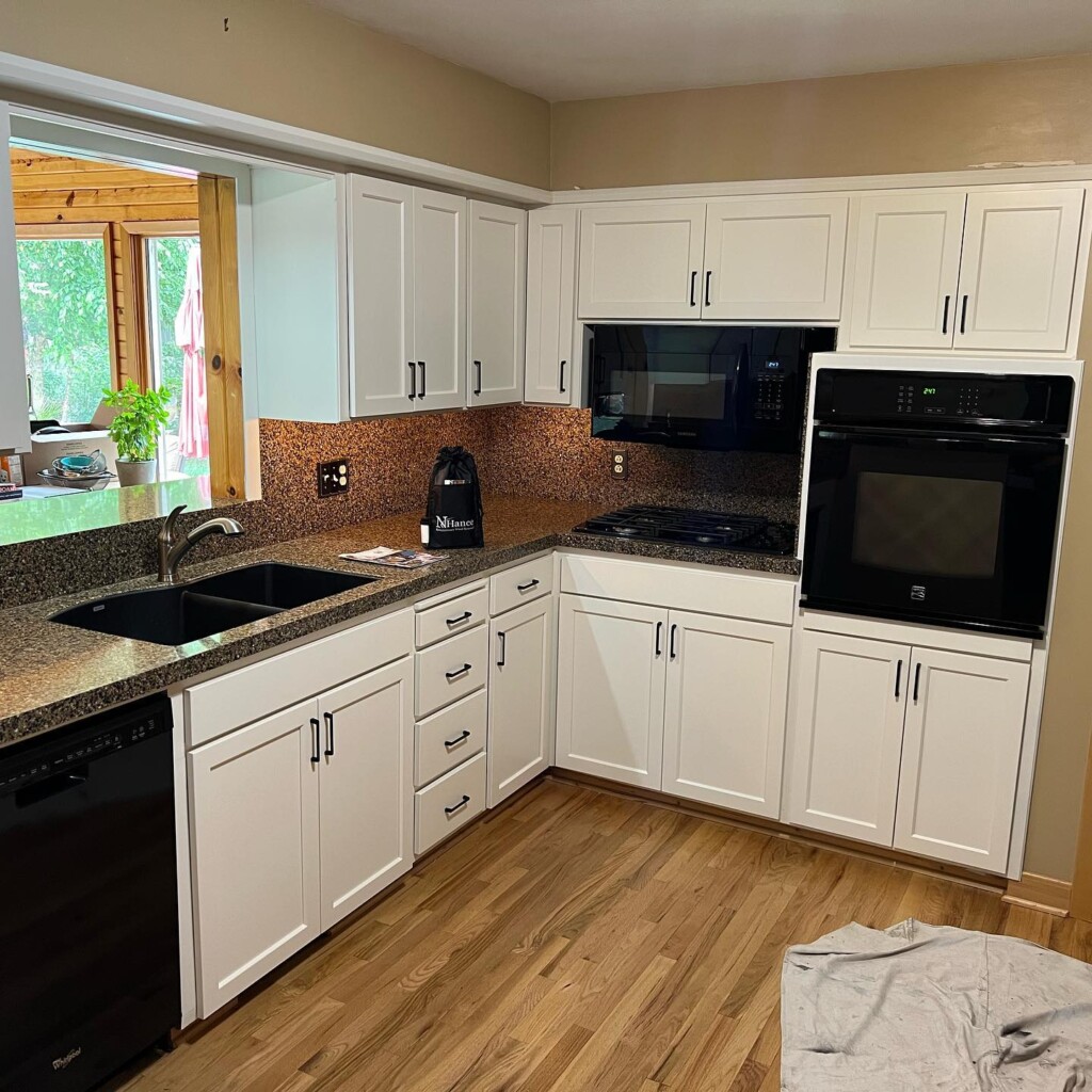 cabinet painting des moines ia