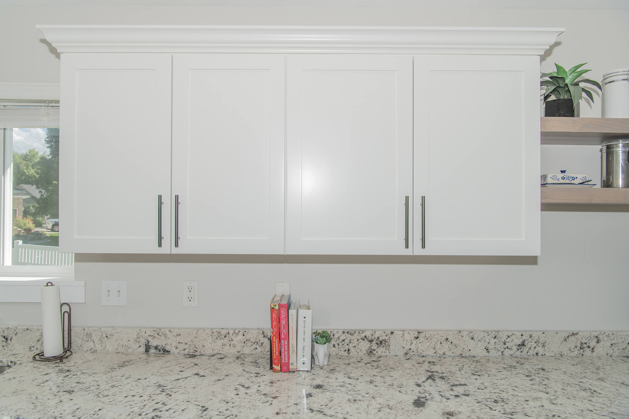 After-cabinet refacing