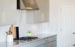Painting Kitchen Cabinets for a Modern Style