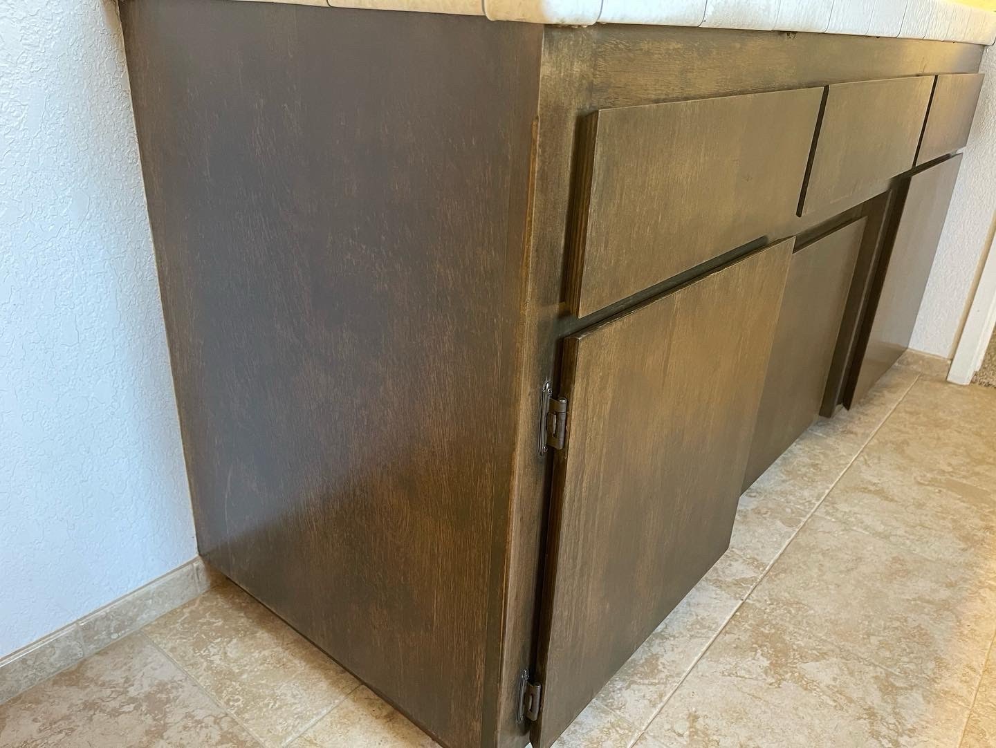 cabinet refinishing in goleta