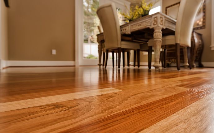 hardwood floor refinishing