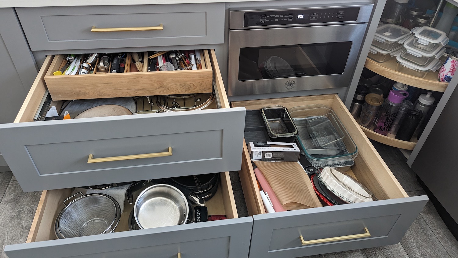 pull out cabinet