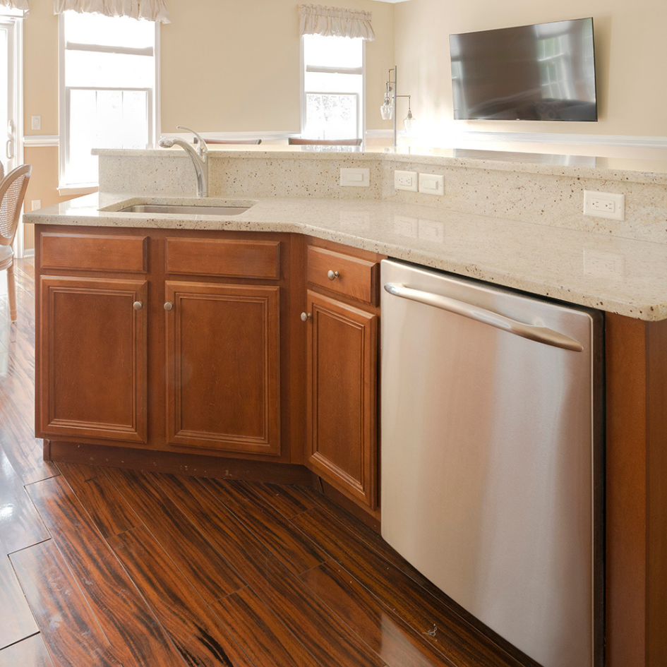 Before-before/after cabinet refacing