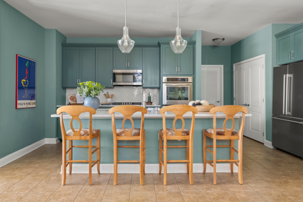 monochrome kitchen cabinets