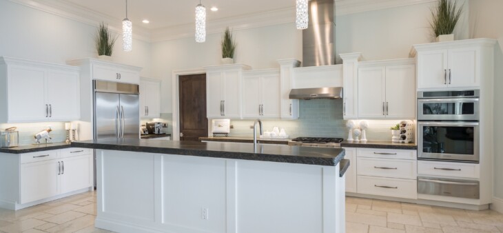 258863297_4742720999123342_6671821076418147039_n professional cabinet painting in Suburban Chicago