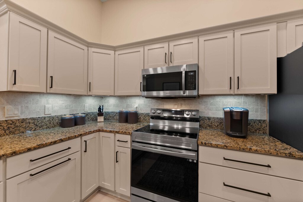 cabinet painting after - neutral colored cabinets