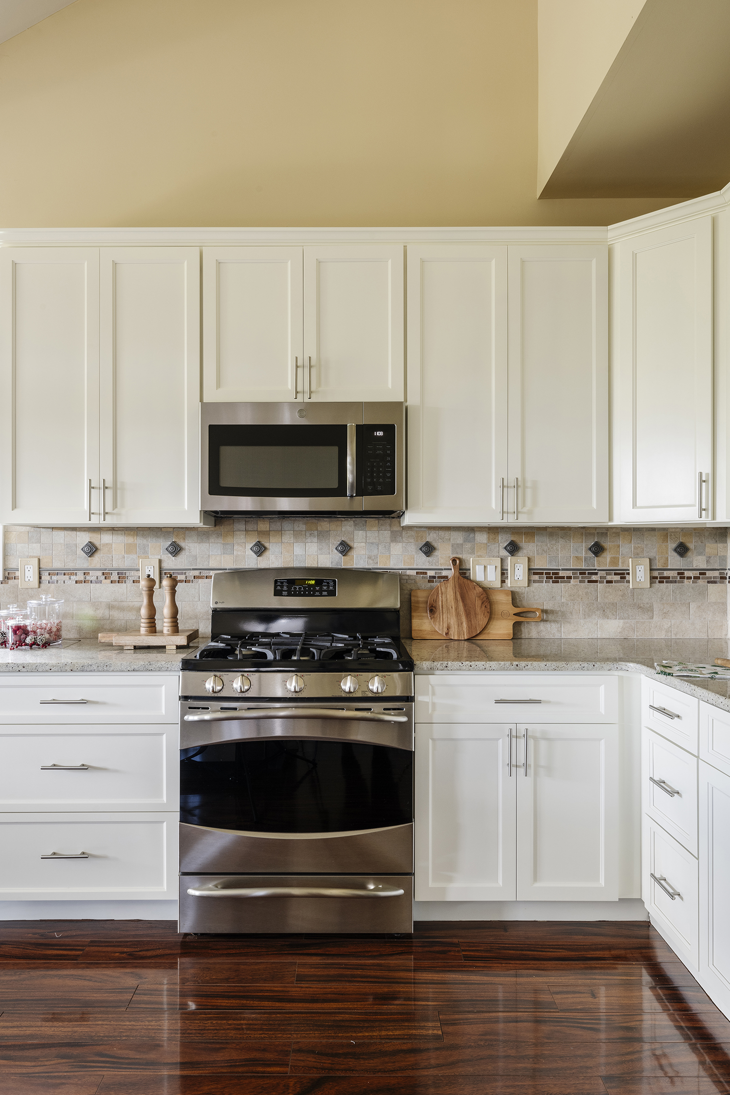 cream white cabinet painting in chatham nj