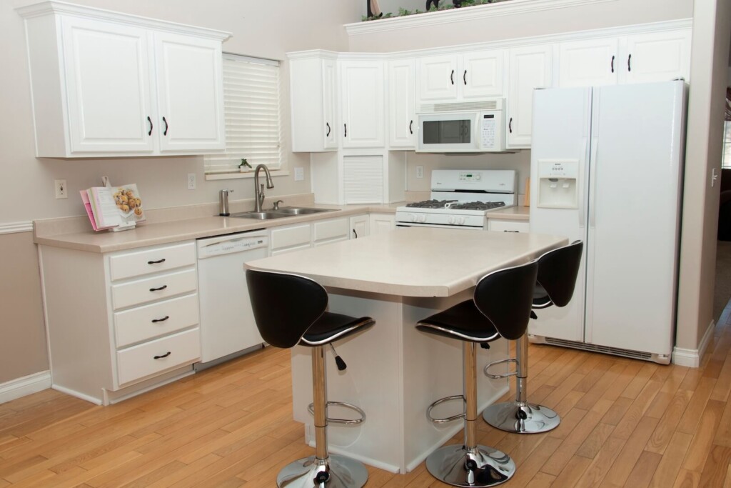 cabinet painting in lenexa