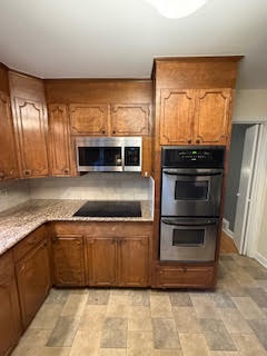 before a kitchen cabinet update