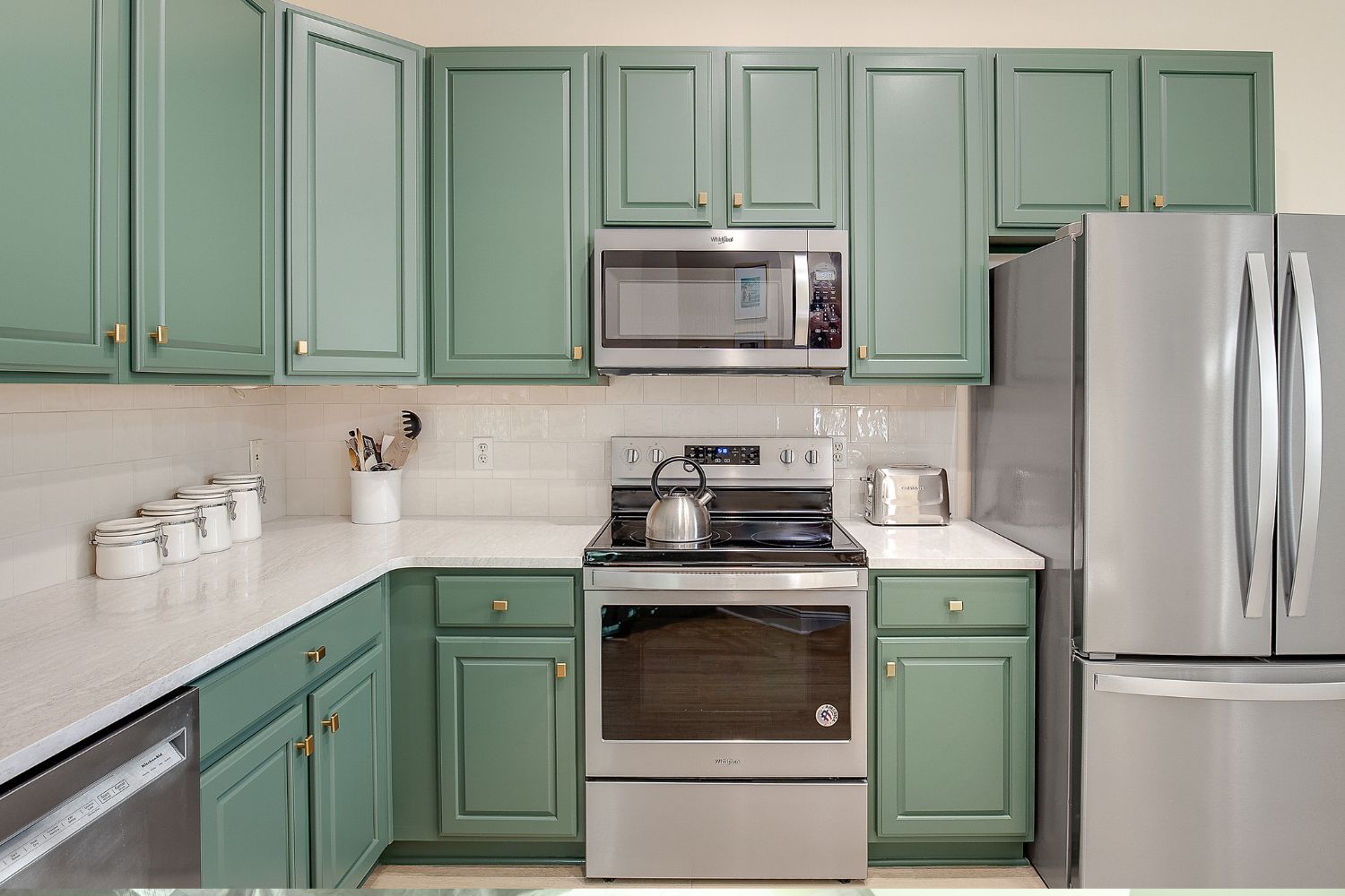 cabinet painting in rochester hills mi