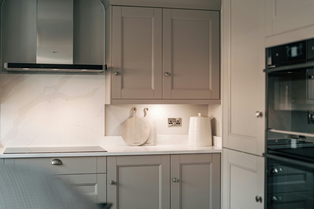 cabinet painting 
